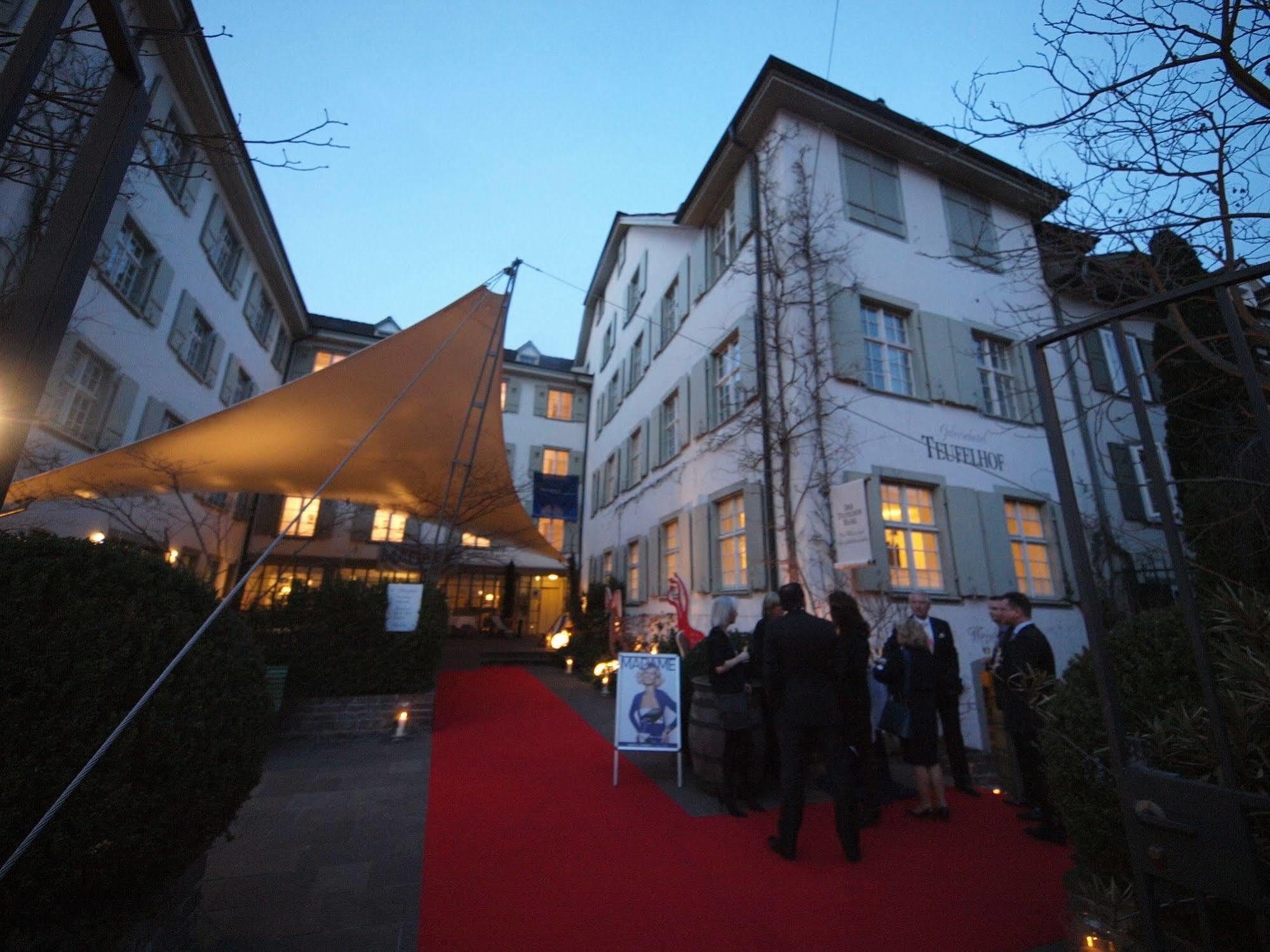 Gast - Und Kulturhaus Der Teufelhof Basel Hotel Exterior photo